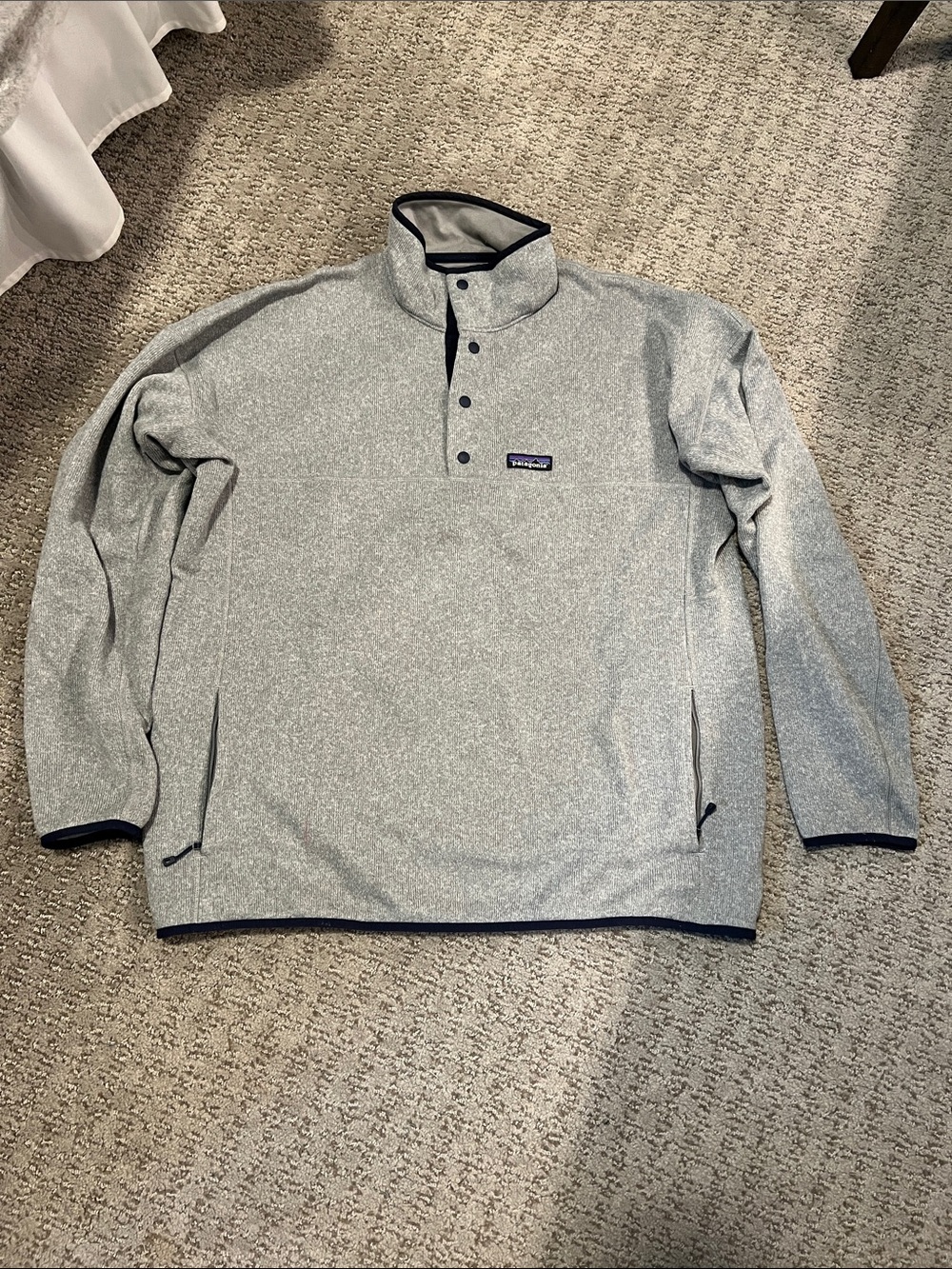 Patagonia Light Gray Fleece Quarter-Snap Pullover with Navy Trim